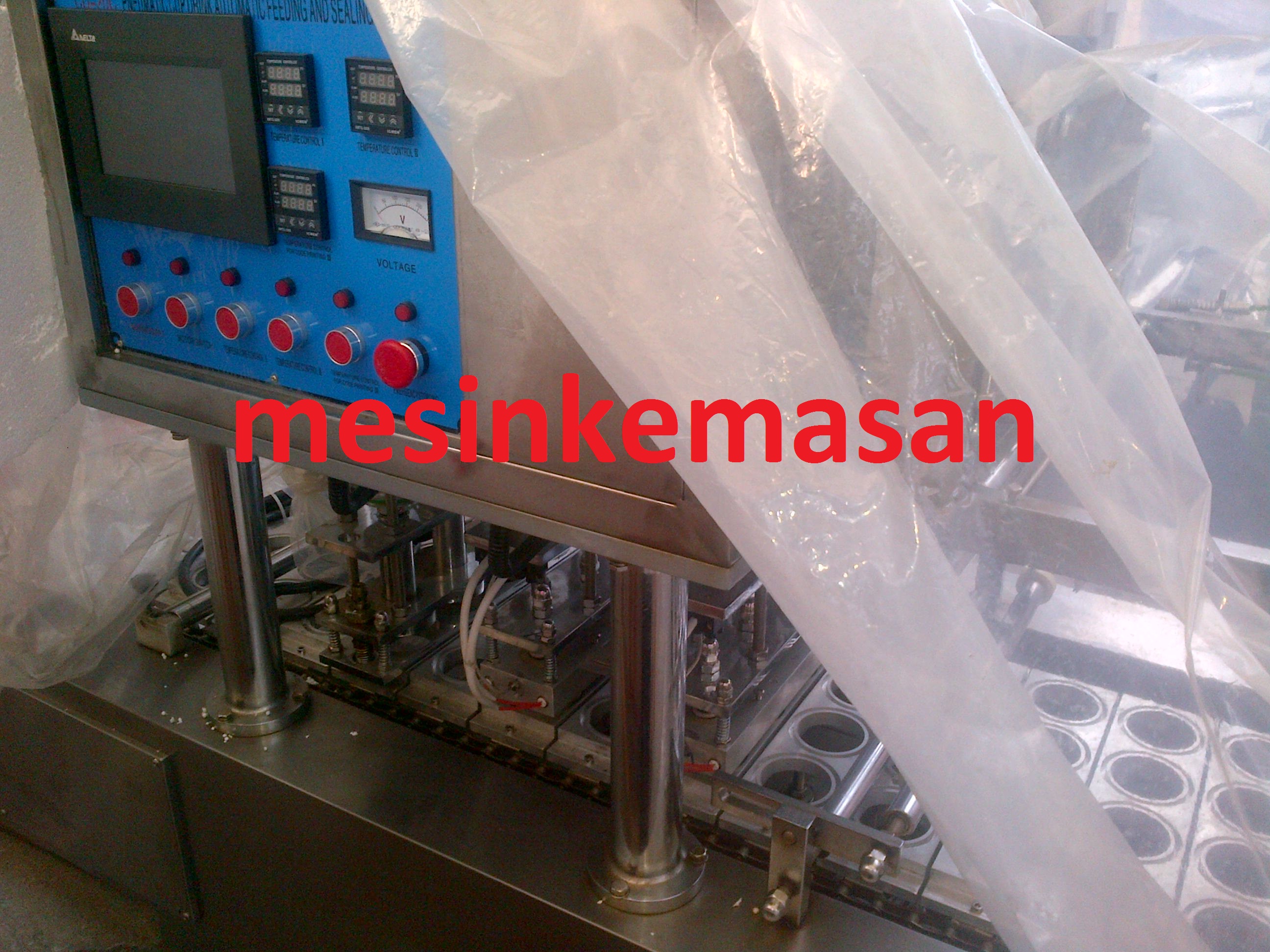 mesin cup sealer otomatis 4 line